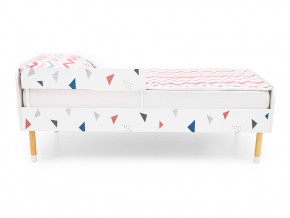 Кровать Stumpa Классика с бортиком рисунок Треугольники розовый, синий в Бакале - bakal.mebel74.com | фото 3