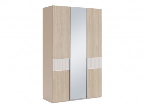 Шкаф трехдверный с зеркалом Беатрис мод.8 и мод.10.4 в Бакале - bakal.mebel74.com | фото